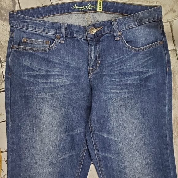American Rag Blue Wash Flared Jeans 11 - Picture 4 of 13